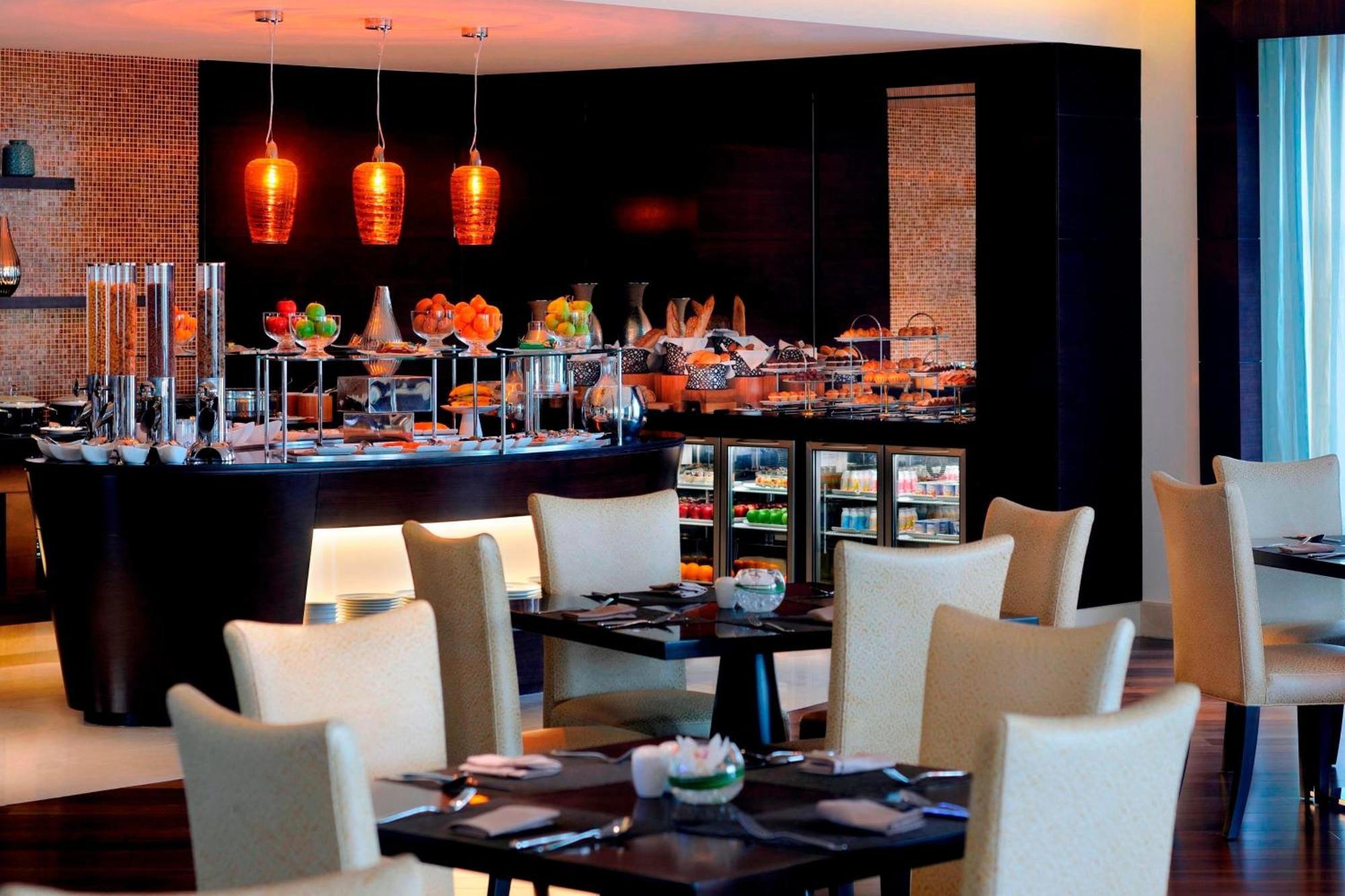 Marriott Hotel Al Jaddaf, Dubaj Zewnętrze zdjęcie The restaurant