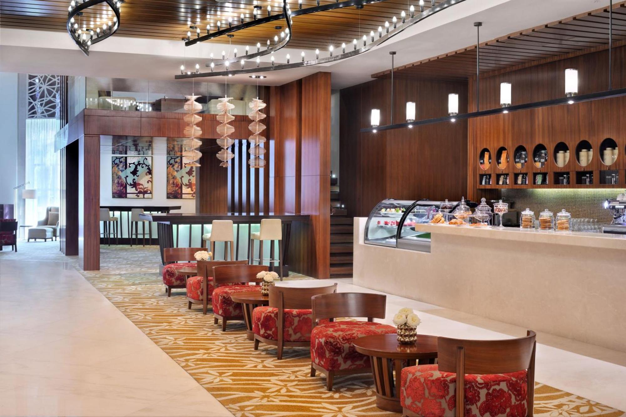 Marriott Hotel Al Jaddaf, Dubaj Zewnętrze zdjęcie The Lounge at the airport